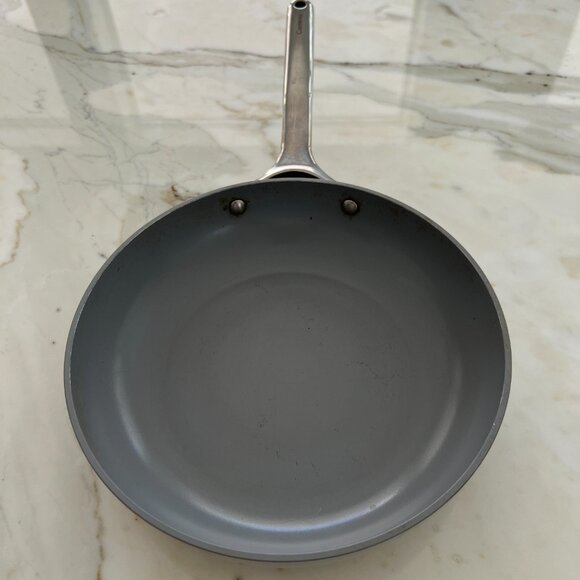 CARAWAY LIGHT GRAY 10.5" PAN - 1 - Picture 9 of 17